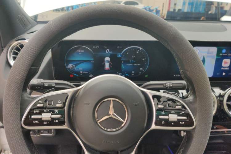 Used Mercedes-Benz GLA 2022 Second Facelift GLA 200 Instrument Cluster