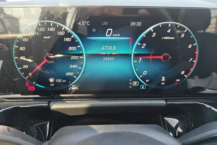 Used Mercedes-Benz GLA 2022 Facelifted GLA 200 Instrument Cluster
