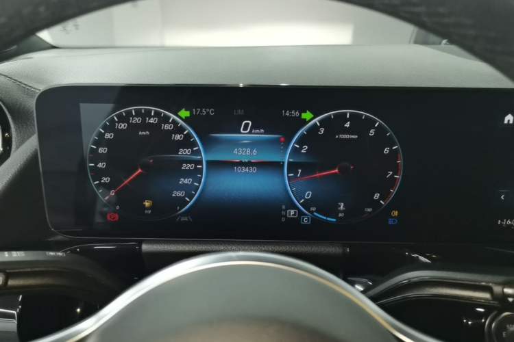 Used Mercedes-Benz GLA 2022 Facelifted GLA 200 Instrument Cluster