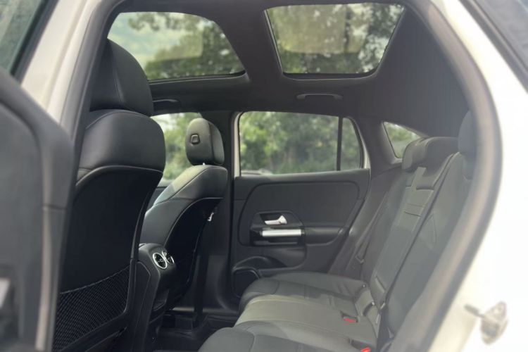 Used Mercedes-Benz GLA 2022 GLA 200 Interior 1