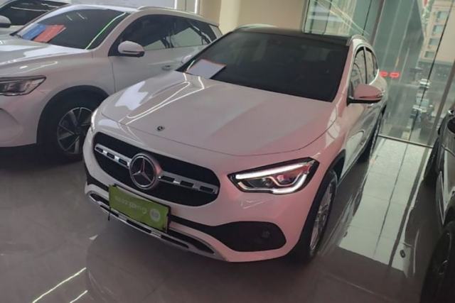 Ojetý Mercedes-Benz GLA 2022 Second Facelift GLA 200