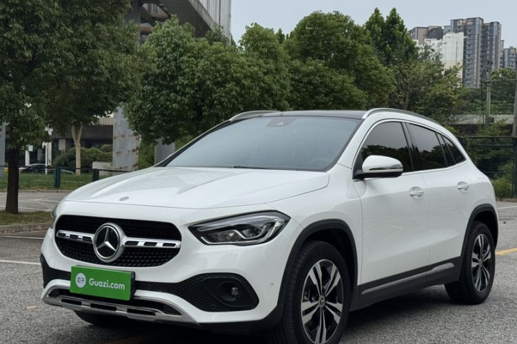 Used Mercedes-Benz GLA 2022 GLA 220 Guazi used car, China used car export, Used car for sale, Used cars, Cheapest cars for sale