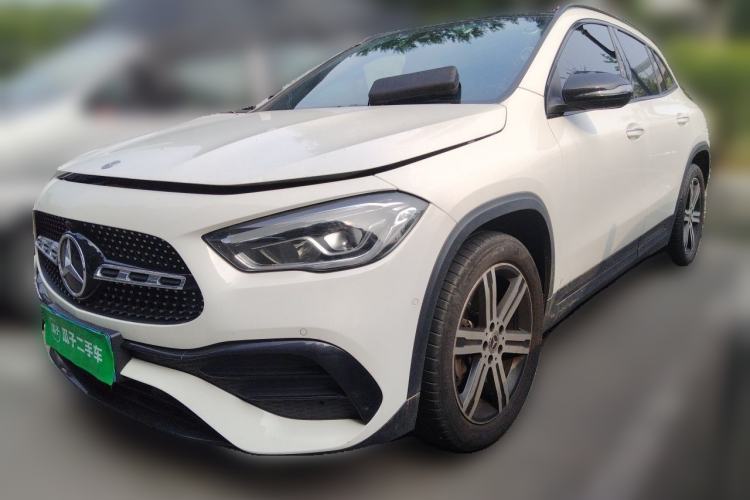 Used Mercedes-Benz GLA 2022 GLA 220 4MATIC Guazi used car, China used car export, Used car for sale, Used Mercedes-Benz cars, Cheapest cars for sale
