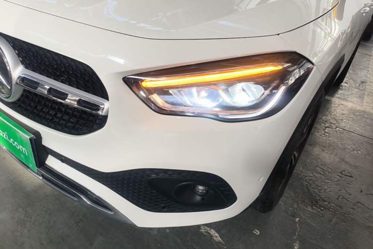 Used Mercedes-Benz GLA 2022 GLA 220 Left Front Headlight