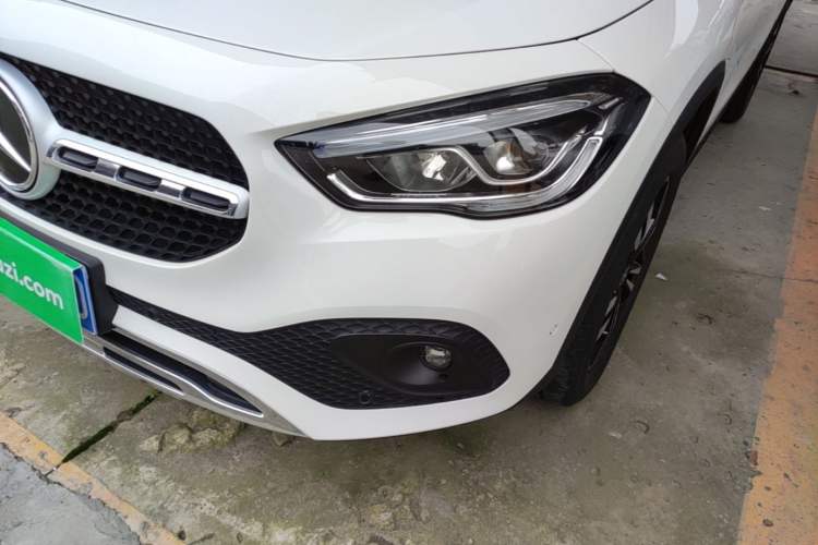 Used Mercedes-Benz GLA 2022 GLA 200 Left Front Headlight