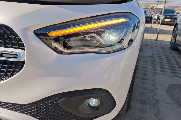 Used Mercedes-Benz GLA 2022 Facelifted GLA 200 Left Front Headlight