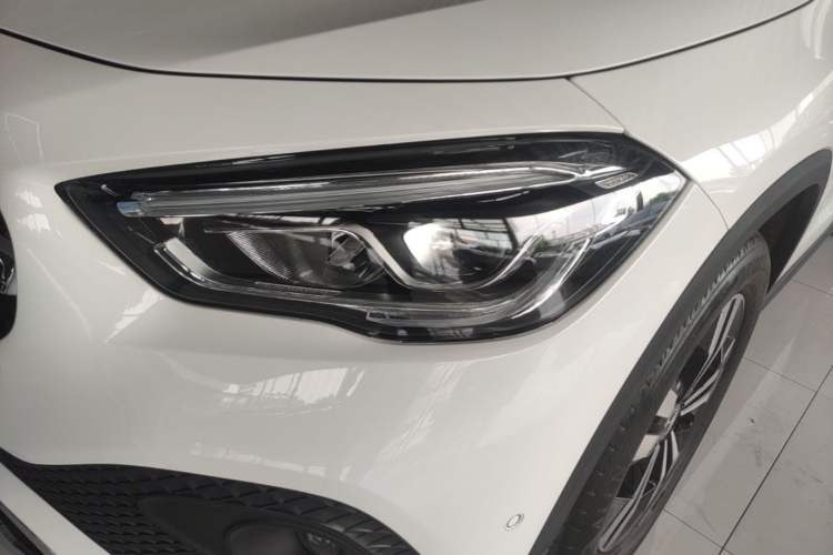 Used Mercedes-Benz GLA 2022 GLA 220 Left Front Headlight
