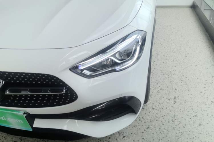 Used Mercedes-Benz GLA 2022 GLA 220 4MATIC Left Front Headlight