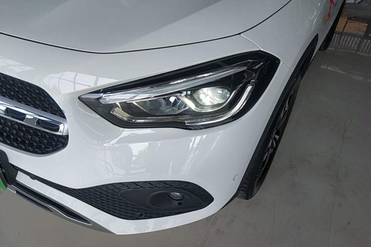 Used Mercedes-Benz GLA 2022 GLA 220 Left Front Headlight