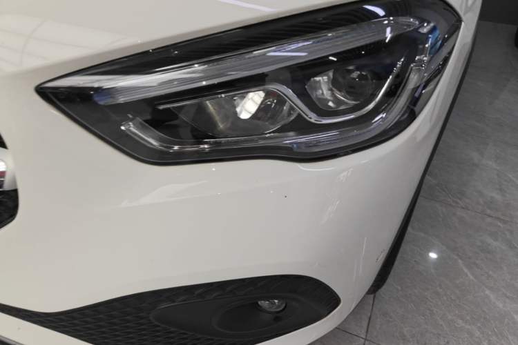 Used Mercedes-Benz GLA 2022 Facelifted GLA 200 Left Front Headlight