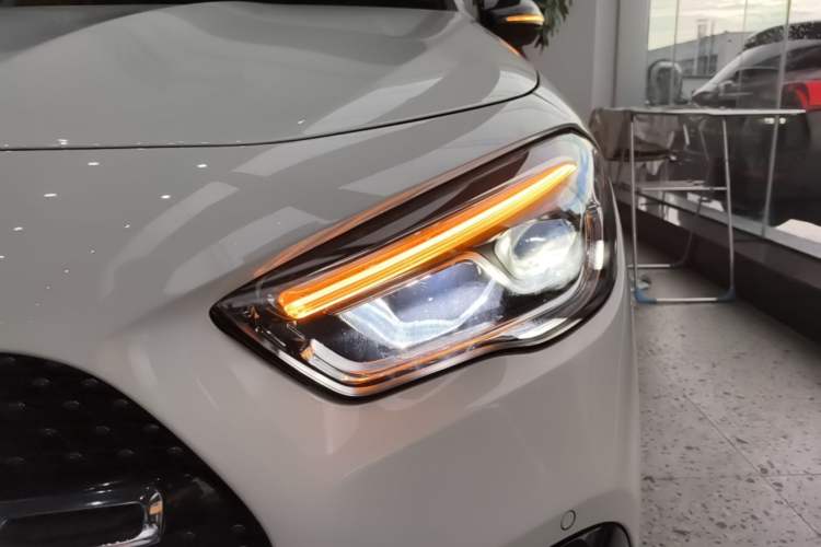 Used Mercedes-Benz GLA 2022 GLA 220 4MATIC Left Front Headlight