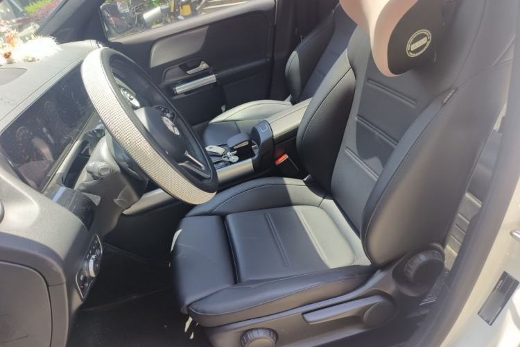 Used Mercedes-Benz GLA 2022 GLA 220 Left Front Seat