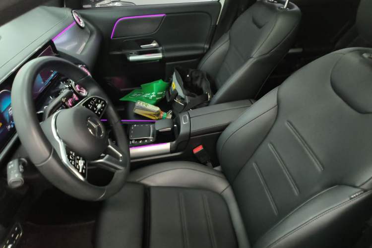 Used Mercedes-Benz GLA 2022 GLA 220 Left Front Seat