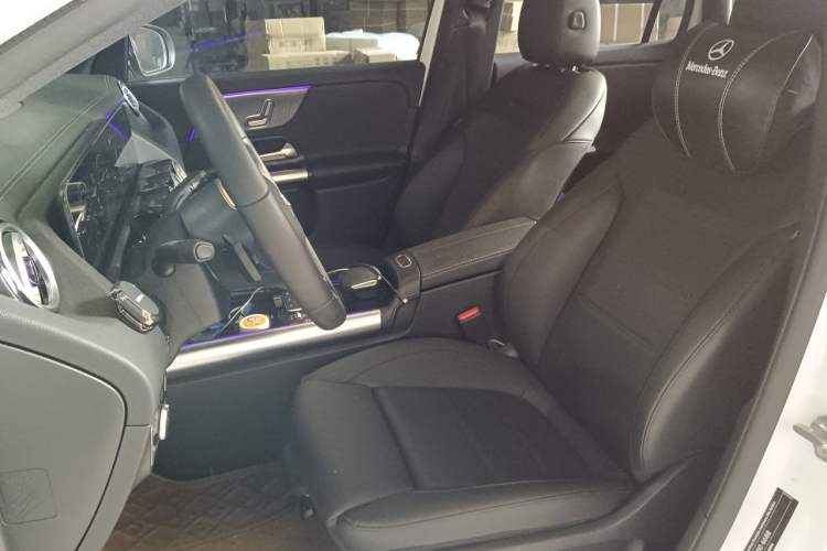 Used Mercedes-Benz GLA 2022 GLA 220 Left Front Seat
