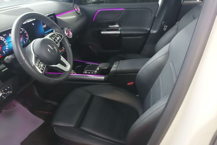 Used Mercedes-Benz GLA 2022 Facelifted GLA 200 Left Front Seat