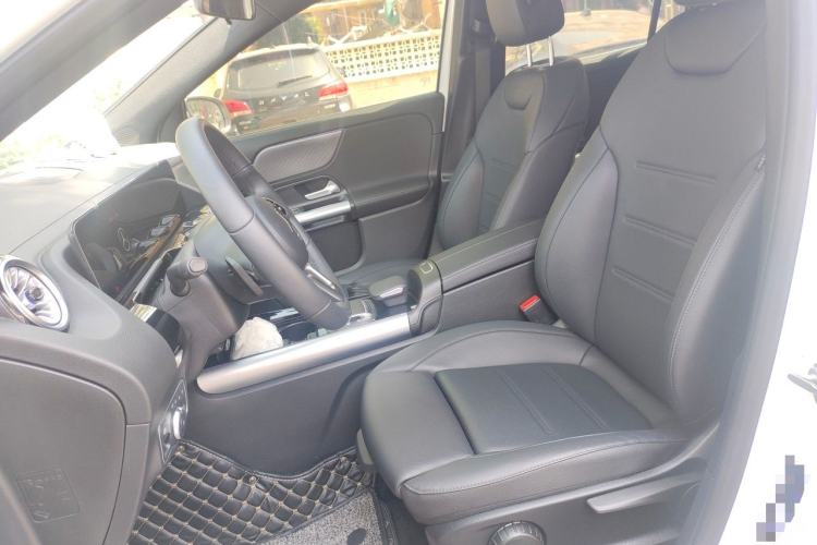 Used Mercedes-Benz GLA 2022 GLA 220 Left Front Seat