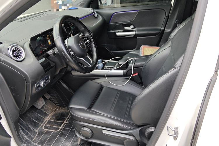 Used Mercedes-Benz GLA 2022 GLA 220 Left Front Seat