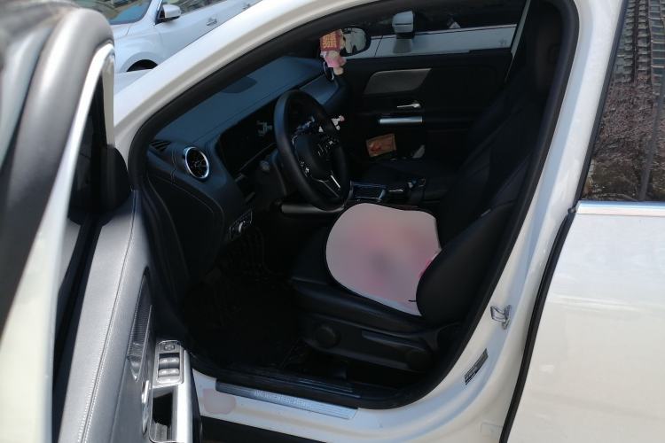 Used Mercedes-Benz GLA 2022 Second Facelift GLA 200 Left Front Seat
