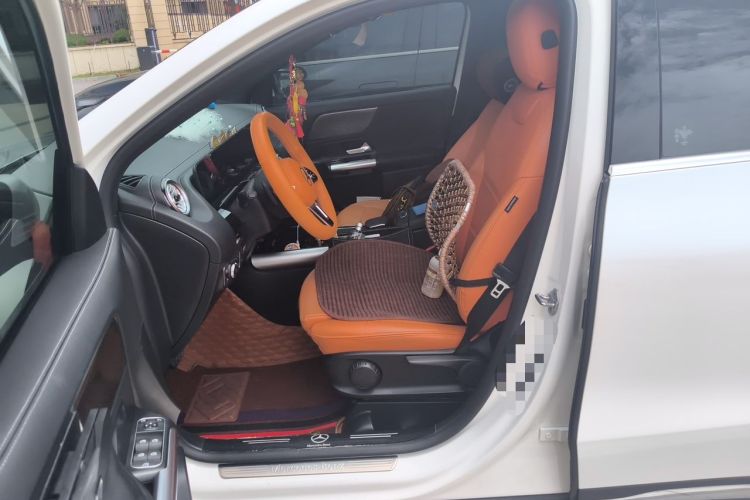 Used Mercedes-Benz GLA 2022 Second Facelift GLA 200 Left Front Seat