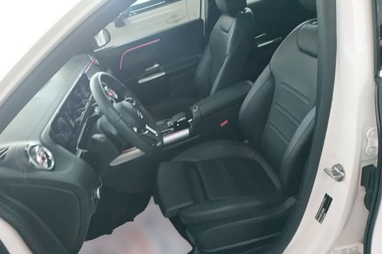 Used Mercedes-Benz GLA 2022 GLA 220 Left Front Seat