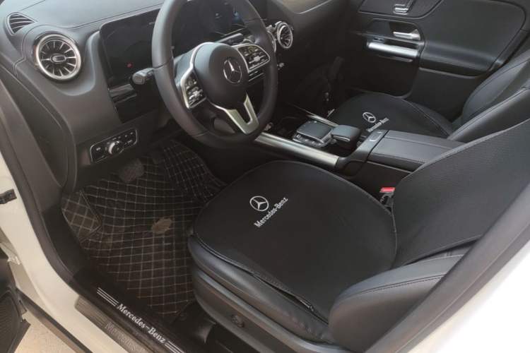 Used Mercedes-Benz GLA 2022 GLA 200 Left Front Seat