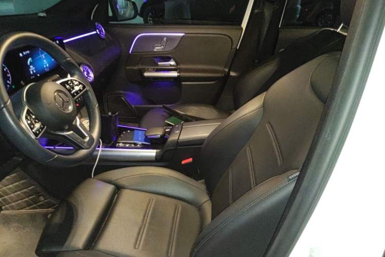 Used Mercedes-Benz GLA 2022 GLA 200 Left Front Seat