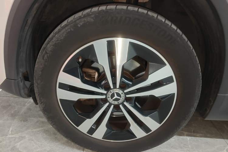 Used Mercedes-Benz GLA 2022 Facelifted GLA 200 Left Front Wheel Hub