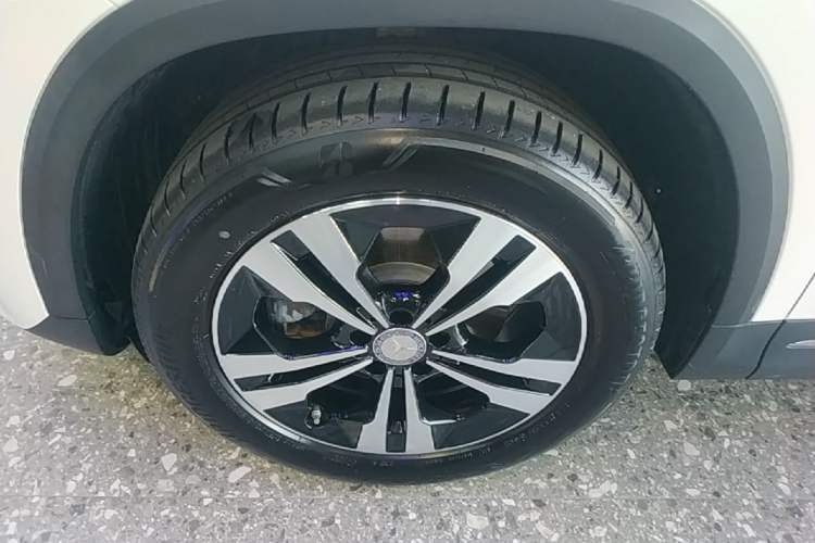 Used Mercedes-Benz GLA 2022 Facelifted GLA 200 Left Front Wheel Hub