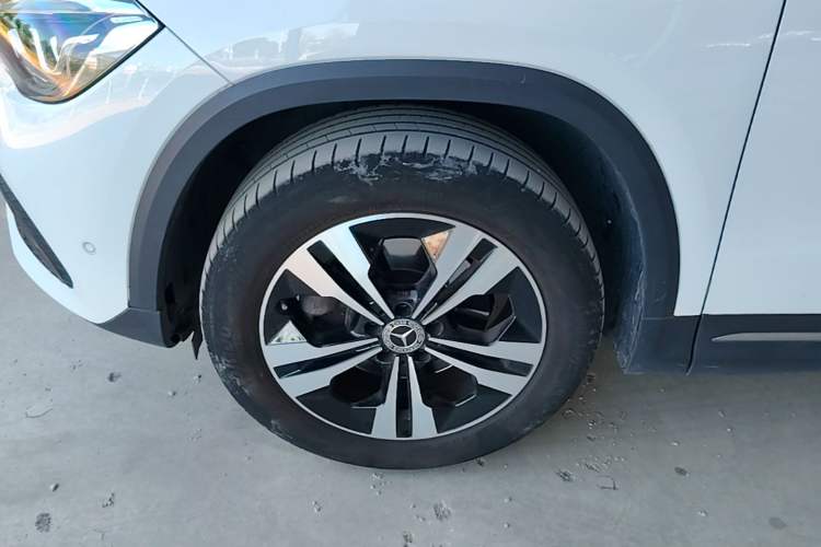 Used Mercedes-Benz GLA 2022 Facelifted GLA 200 Left Front Wheel Hub