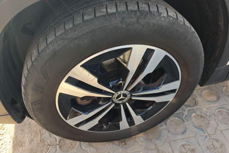 Used Mercedes-Benz GLA 2022 Facelifted GLA 200 Left Front Wheel Hub