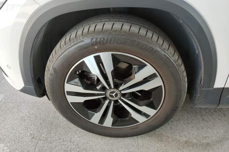 Used Mercedes-Benz GLA 2022 Facelifted GLA 200 Left Front Wheel Hub