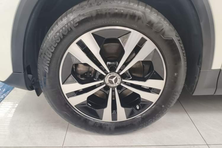 Used Mercedes-Benz GLA 2022 Facelifted GLA 200 Left Front Wheel Hub