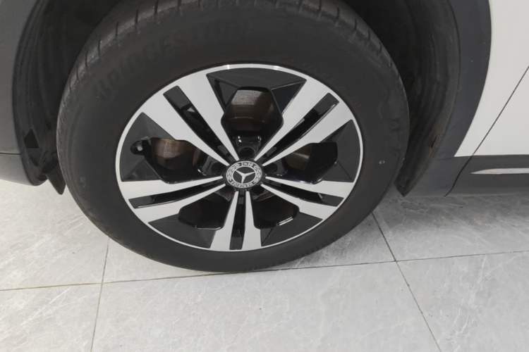 Used Mercedes-Benz GLA 2022 Facelifted GLA 200 Left Front Wheel Hub