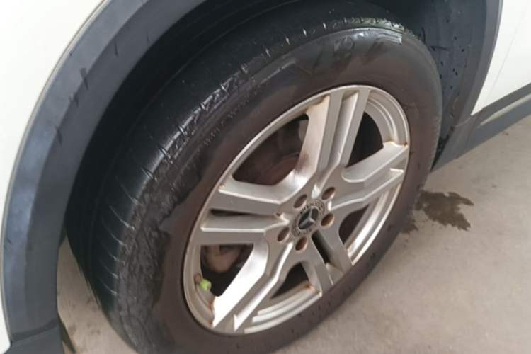 Used Mercedes-Benz GLA 2022 Second Facelift GLA 200 Left Front Wheel Hub