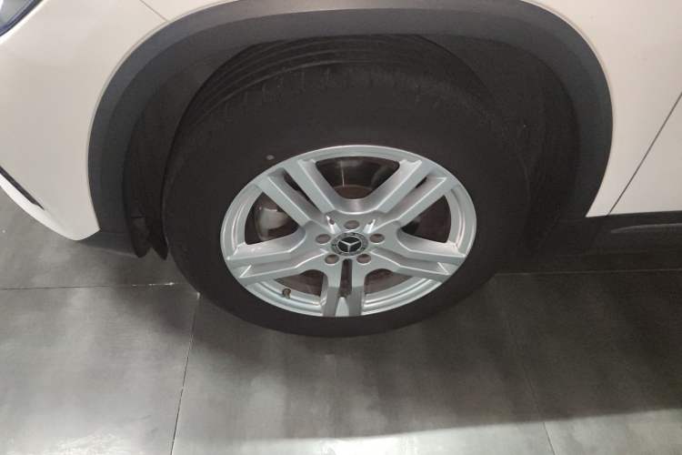 Used Mercedes-Benz GLA 2022 Second Facelift GLA 200 Left Front Wheel Hub