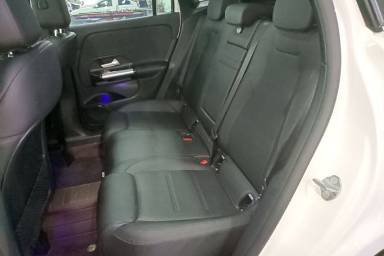 Used Mercedes-Benz GLA 2022 GLA 220 Left Rear Seat