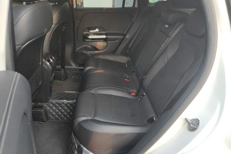 Used Mercedes-Benz GLA 2022 GLA 220 Left Rear Seat