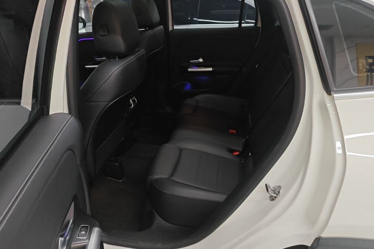 Used Mercedes-Benz GLA 2022 Facelifted GLA 200 Left Rear Seat