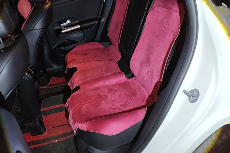 Used Mercedes-Benz GLA 2022 Facelifted GLA 200 Left Rear Seat