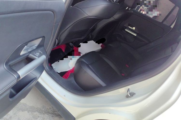 Used Mercedes-Benz GLA 2022 Facelifted GLA 200 Left Rear Seat