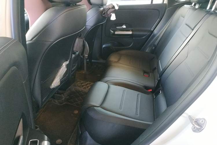 Used Mercedes-Benz GLA 2022 GLA 220 Left Rear Seat