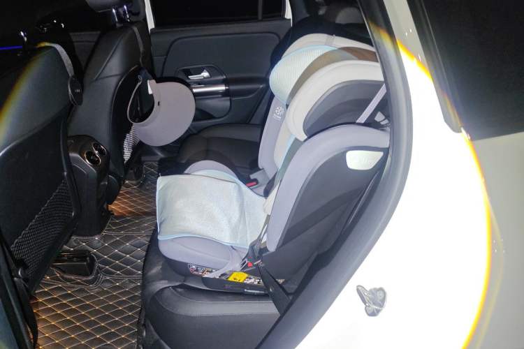 Used Mercedes-Benz GLA 2022 GLA 200 Left Rear Seat
