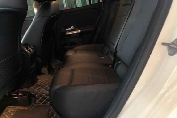 Used Mercedes-Benz GLA 2022 GLA 200 Left Rear Seat