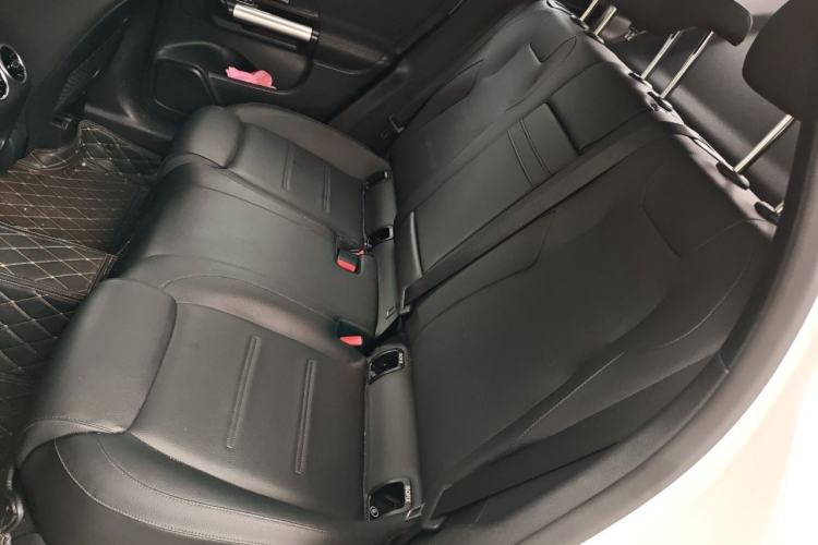Used Mercedes-Benz GLA 2022 GLA 200 Left Rear Seat