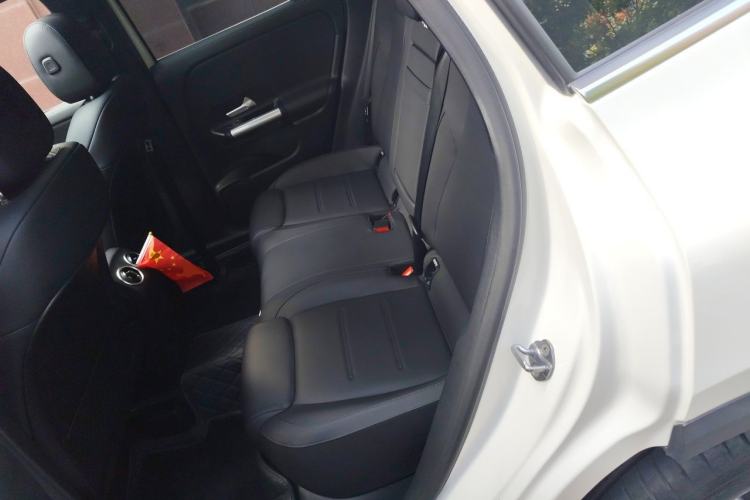 Used Mercedes-Benz GLA 2022 Second Facelift GLA 200 Left Rear Seat