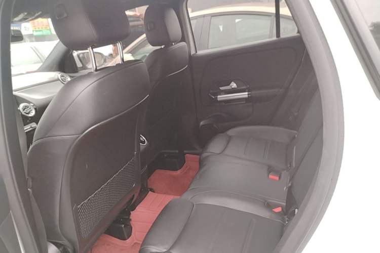 Used Mercedes-Benz GLA 2022 GLA 220 Left Rear Seat