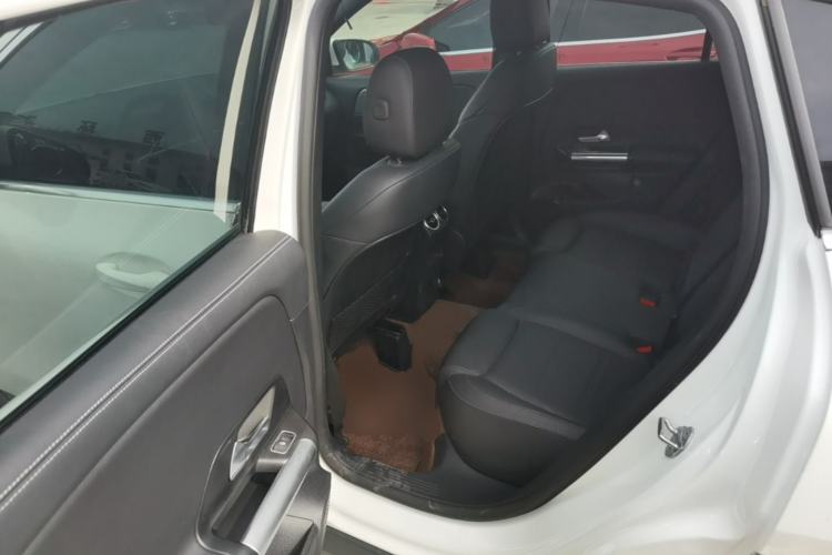 Used Mercedes-Benz GLA 2022 Second Facelift GLA 200 Left Rear Seat