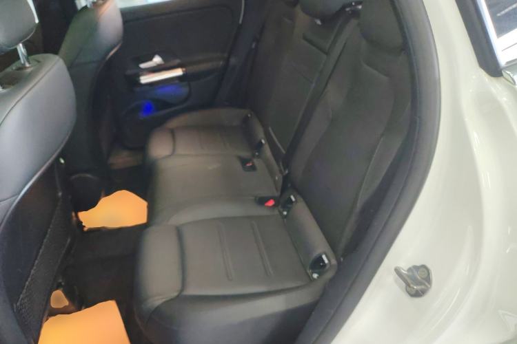 Used Mercedes-Benz GLA 2022 Facelifted GLA 200 Left Rear Seat
