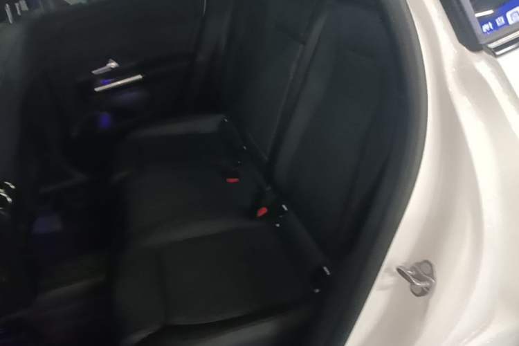 Used Mercedes-Benz GLA 2022 GLA 220 4MATIC Left Rear Seat