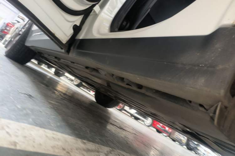 Used Mercedes-Benz GLA 2022 GLA 220 Left Side Sill